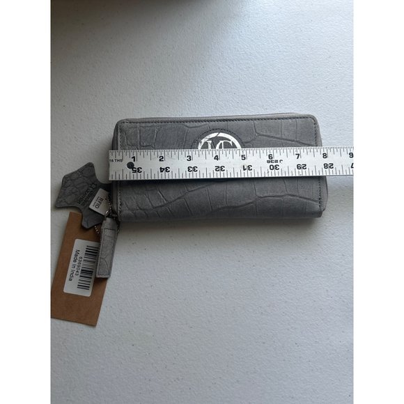 Union Code Gray Leather RFID Data Safe Zip Around Wallet - Picture 3 of 5
